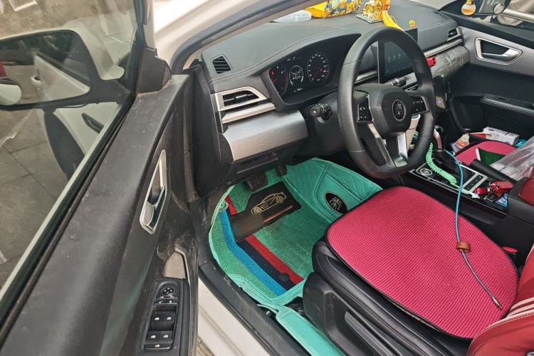 Used BYD Qin 2019 1.5L Automatic Luxury Model Driver Seat