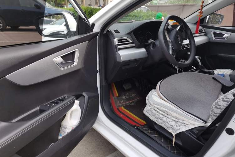 Used BYD Qin 2019 1.5L Automatic Luxury Model Driver Seat
