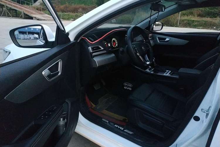 Used BYD Qin 2019 1.5L Automatic Prestige Model Driver Seat