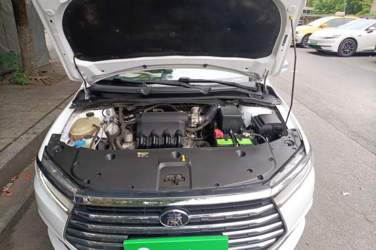 Used BYD Qin 2019 1.5L Automatic Luxury Model Engine Bay