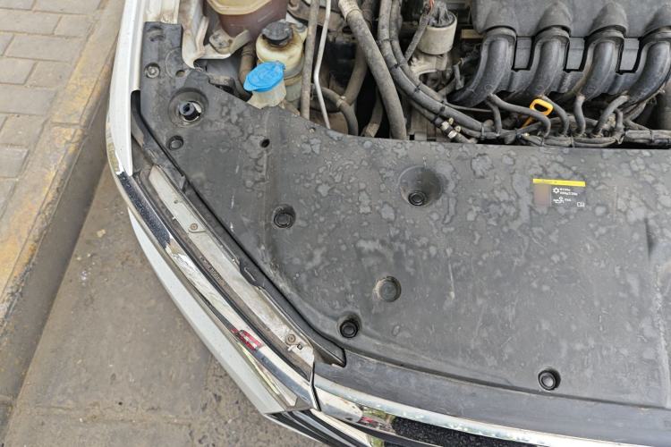 Used BYD Qin 2019 1.5L Automatic Prestige Model Engine Bay Right