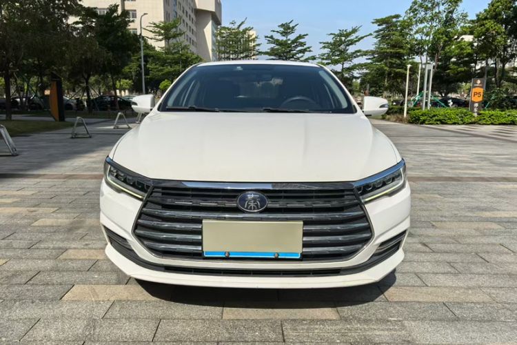 Used BYD Qin 2019 1.5L Automatic Luxury Model Exterior 1