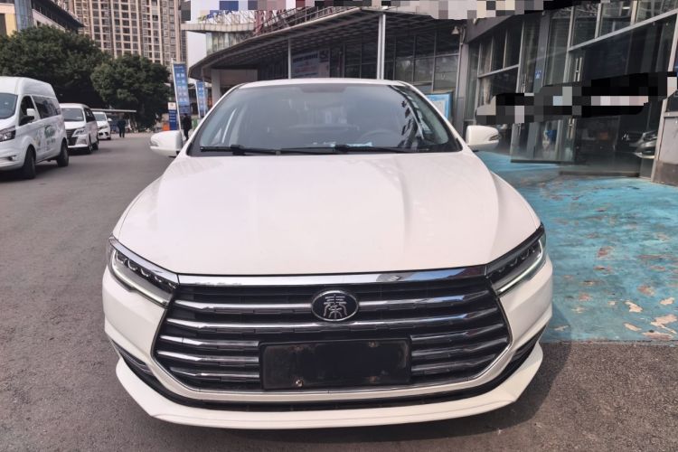 Used BYD Qin 2019 1.5L Manual Luxury Version Exterior 1