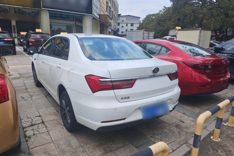Used BYD Qin 2019 1.5L Automatic Luxury Model Exterior 1