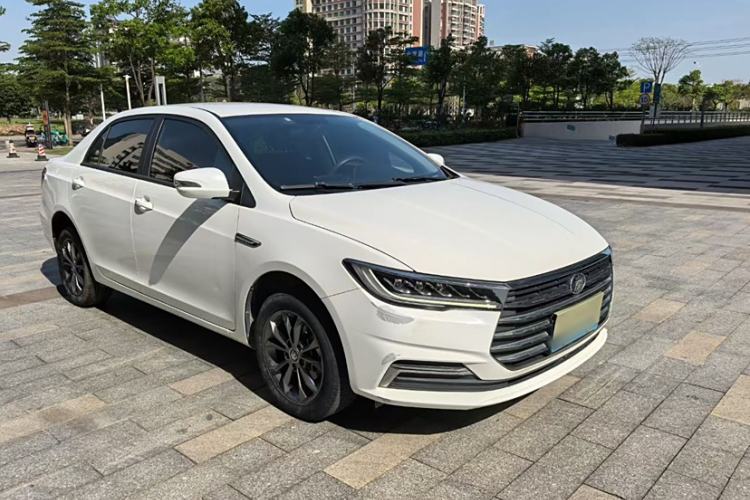 Used BYD Qin 2019 1.5L Automatic Luxury Model Exterior 2