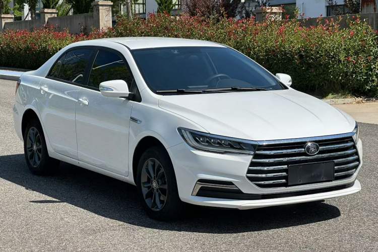 Used BYD Qin 2019 1.5L Automatic Luxury Model Exterior 2