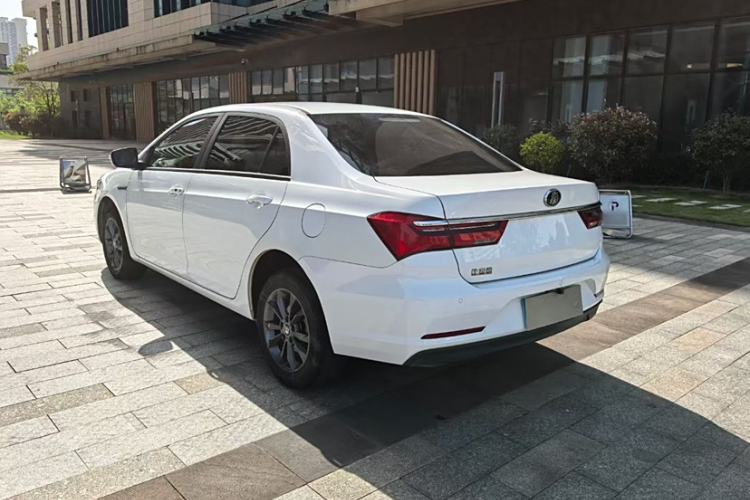 Used BYD Qin 2019 1.5L Automatic Luxury Model Exterior 3