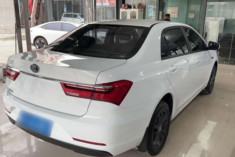 Used BYD Qin 2019 1.5L Manual Comfort Version Exterior 3