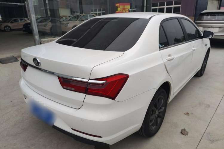 Used BYD Qin 2019 1.5L Automatic Prestige Model Exterior 3