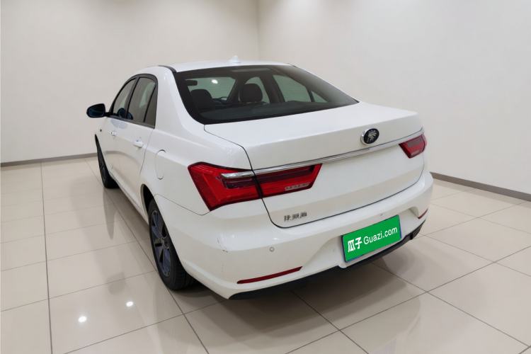 Used BYD Qin 2019 1.5L Automatic Prestige Model Exterior 3