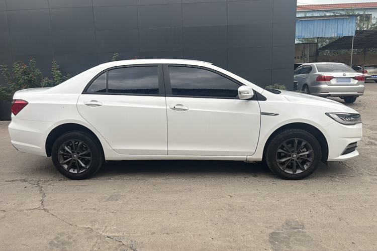 Used BYD Qin 2019 1.5L Automatic Luxury Model Exterior 3