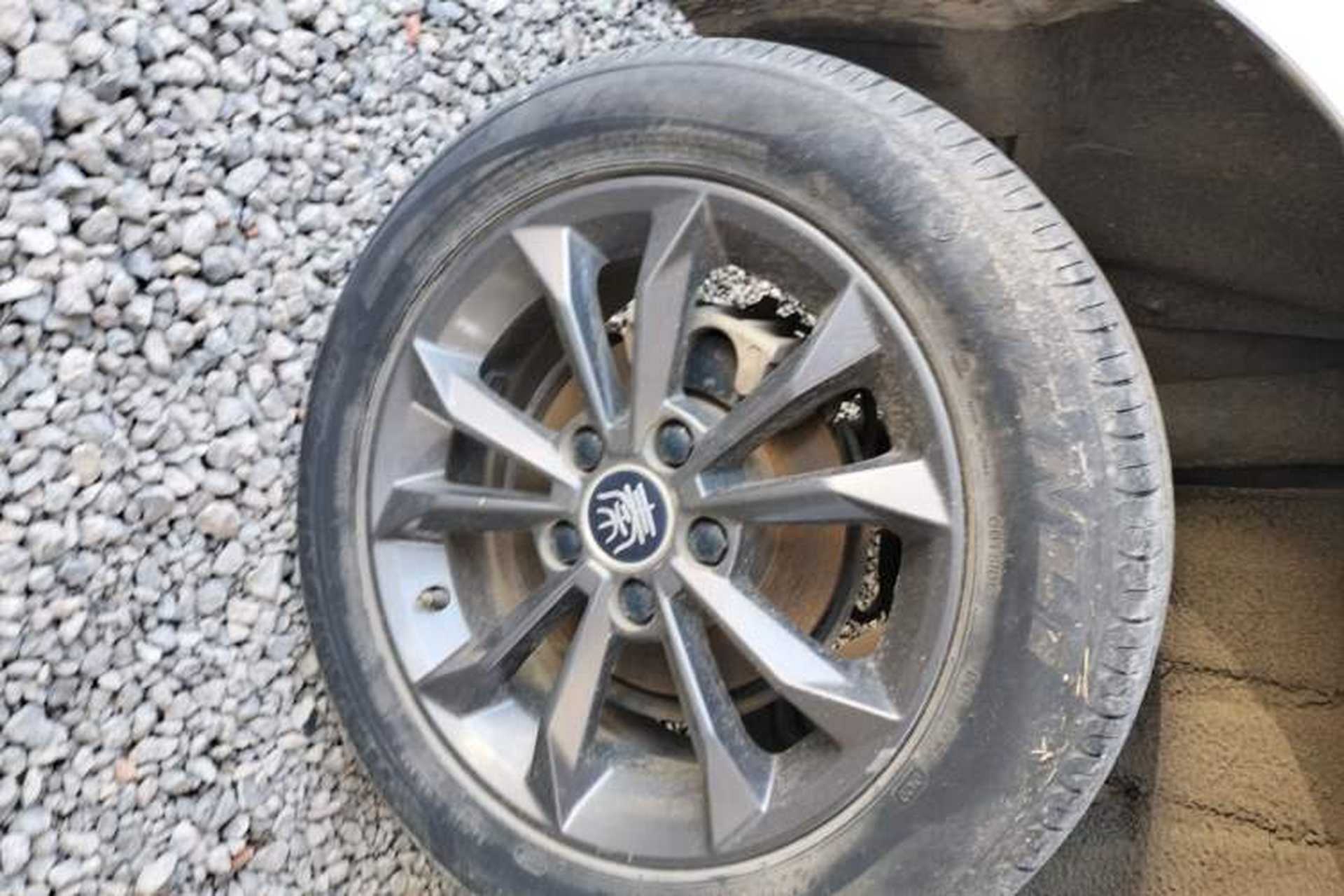 Used BYD Qin 2019 1.5L Manual Luxury Version Exterior 3