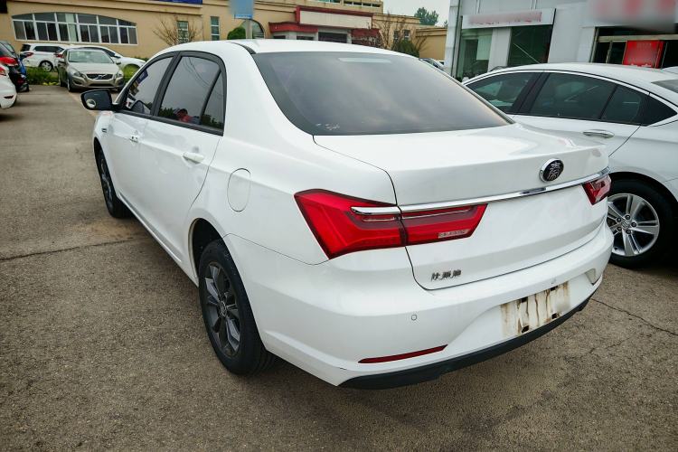 Used BYD Qin 2019 1.5L Automatic Luxury Model Exterior 3