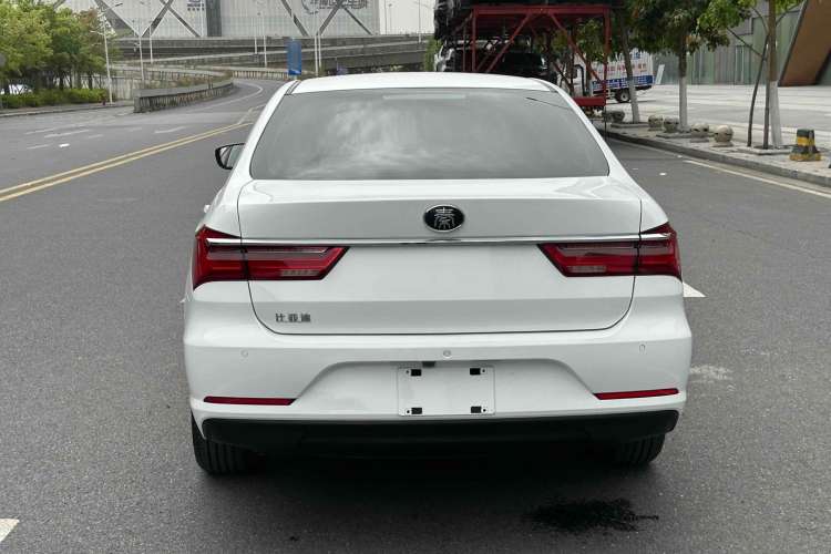 Used BYD Qin 2019 1.5L Automatic Luxury Model Exterior 4