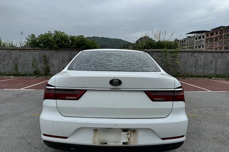 Used BYD Qin 2019 1.5L Automatic Luxury Model Exterior 4