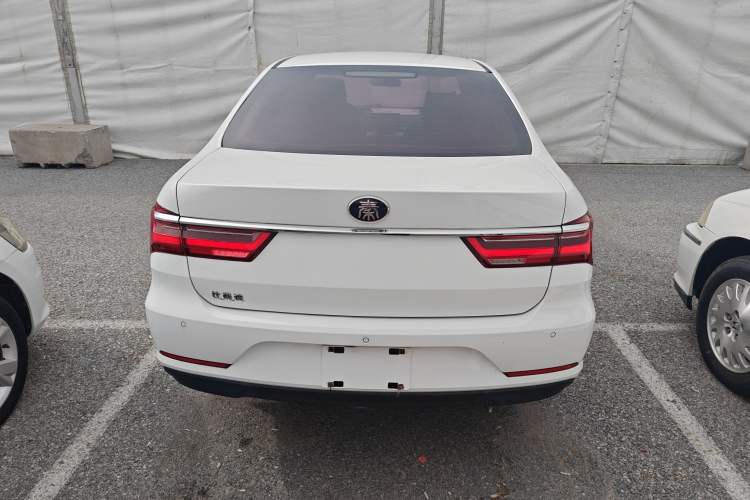 Used BYD Qin 2019 1.5L Automatic Luxury Model Exterior 4