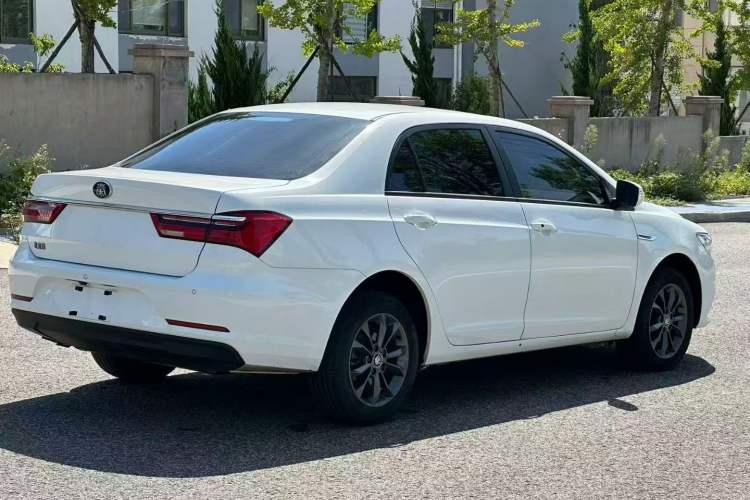 Used BYD Qin 2019 1.5L Automatic Luxury Model Exterior 4