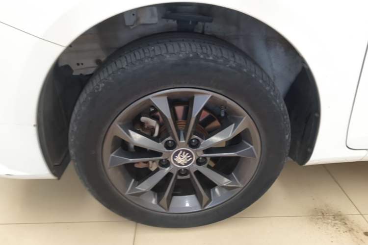 Used BYD Qin 2019 1.5L Automatic Luxury Model Exterior 4