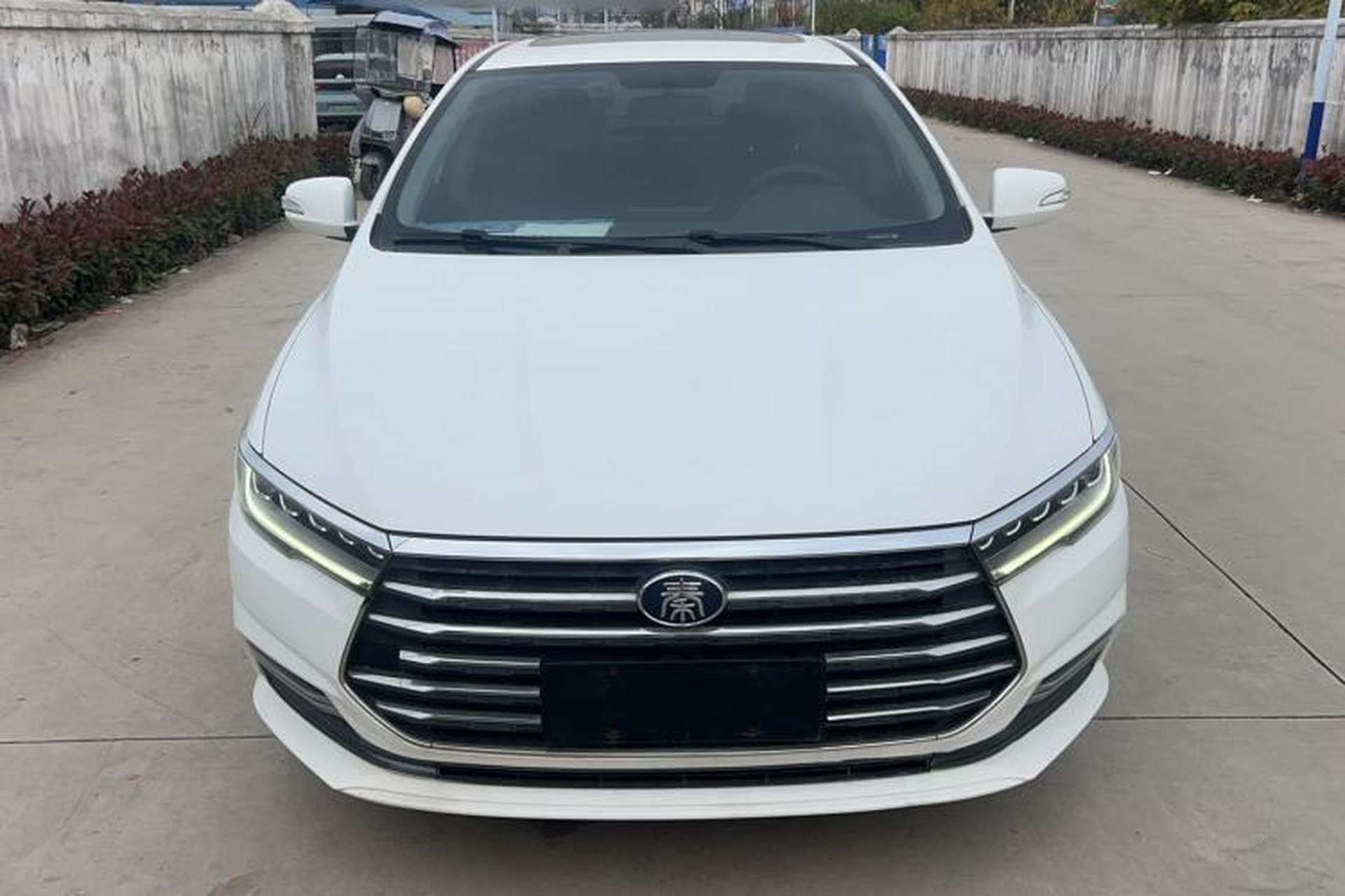 Used BYD Qin 2019 1.5L Manual Luxury Version Exterior 4