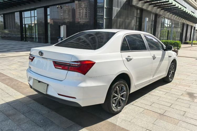 Used BYD Qin 2019 1.5L Automatic Luxury Model Exterior 5