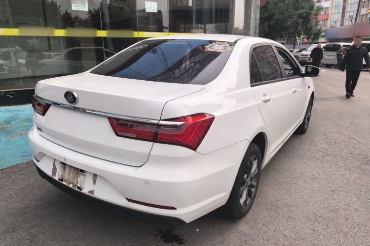 Used BYD Qin 2019 1.5L Manual Luxury Version Exterior 5
