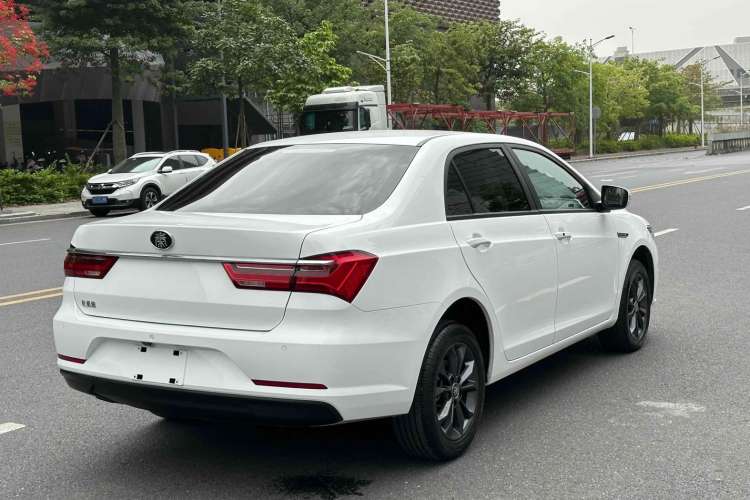 Used BYD Qin 2019 1.5L Automatic Luxury Model Exterior 5