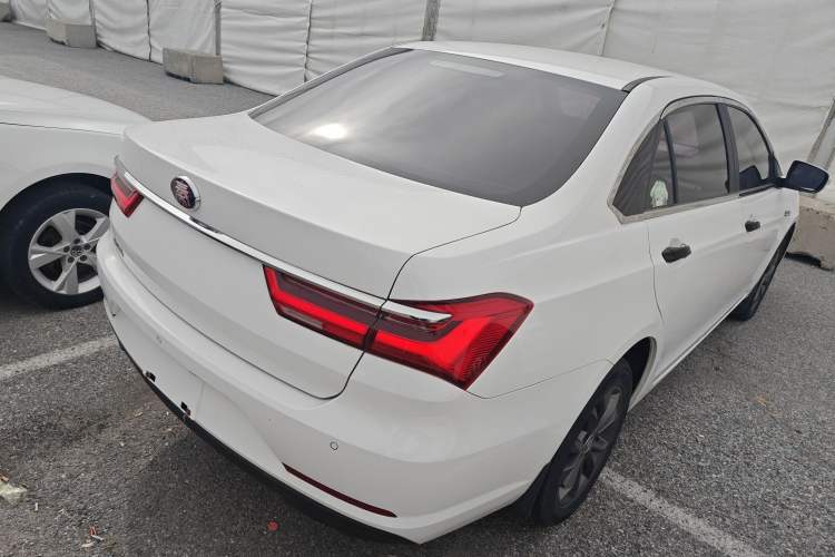 Used BYD Qin 2019 1.5L Automatic Luxury Model Exterior 5