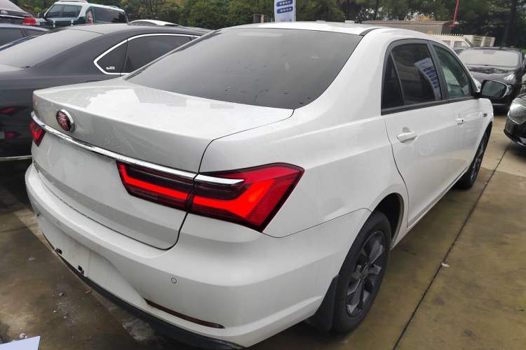 Used BYD Qin 2019 1.5L Automatic Luxury Model Exterior 5