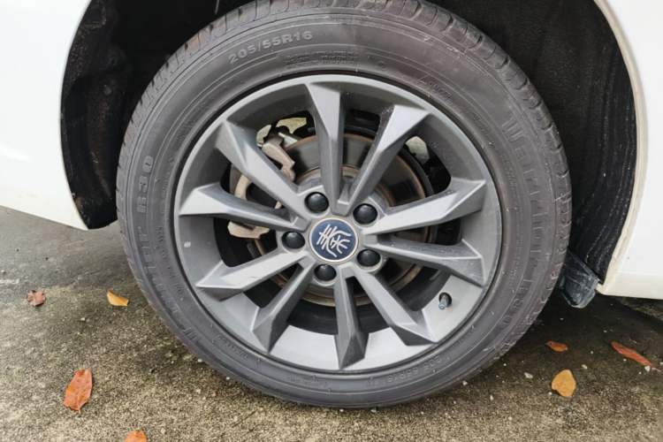 Used BYD Qin 2019 1.5L Automatic Luxury Model Exterior 5