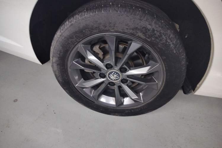 Used BYD Qin 2019 1.5L Automatic Prestige Model Exterior 5