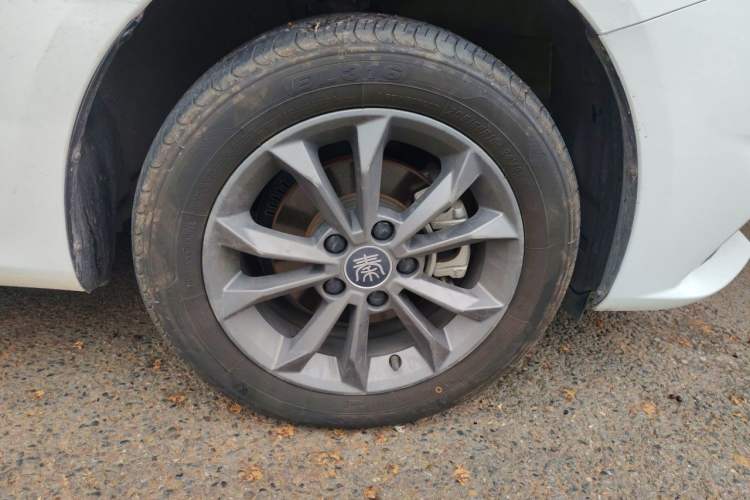 Used BYD Qin 2019 1.5L Automatic Prestige Model Exterior 7