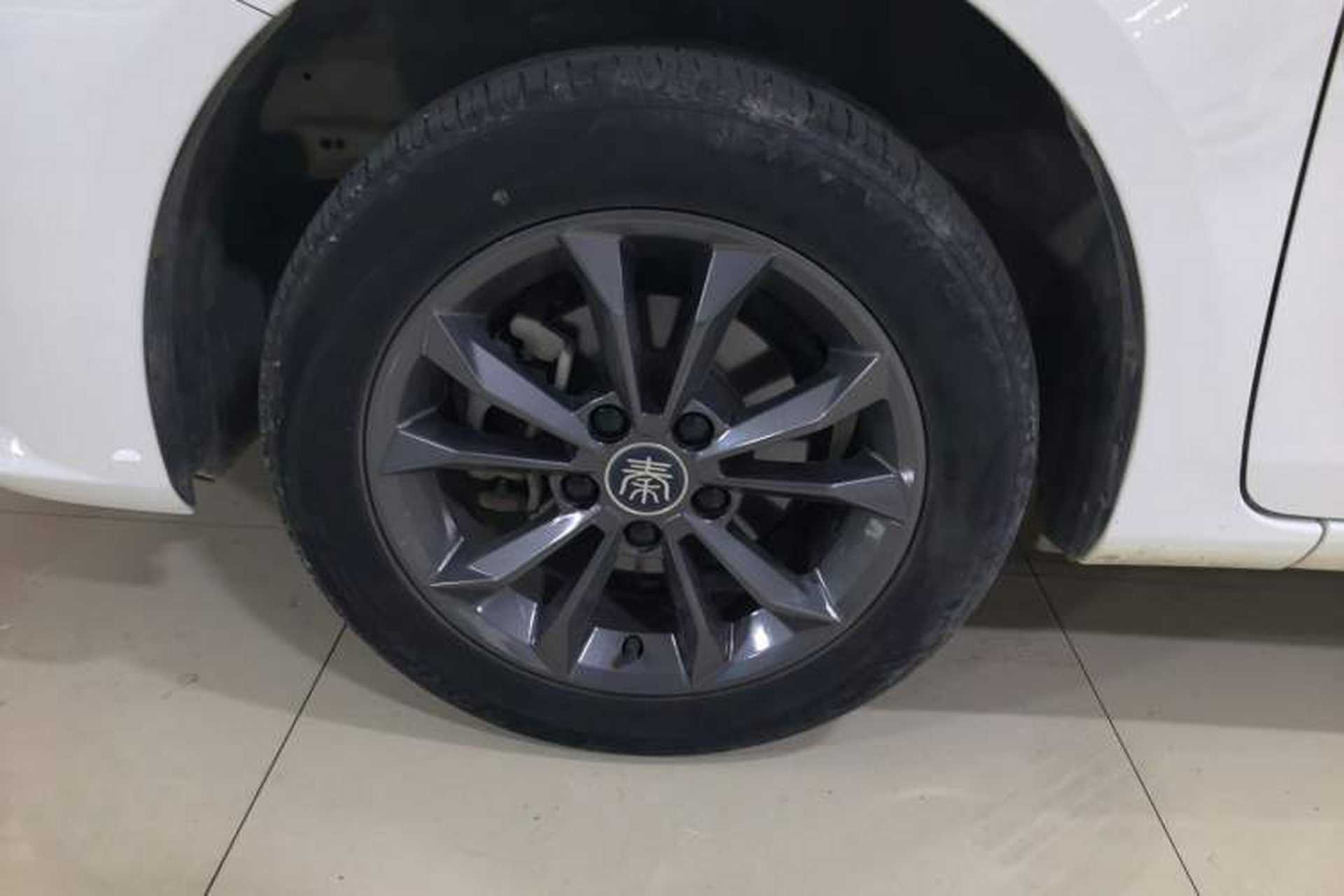 Used BYD Qin 2019 1.5L Manual Luxury Version Exterior 7