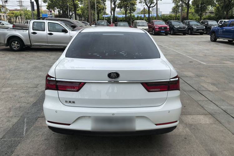 Used BYD Qin 2019 1.5L Automatic Luxury Model Exterior 8