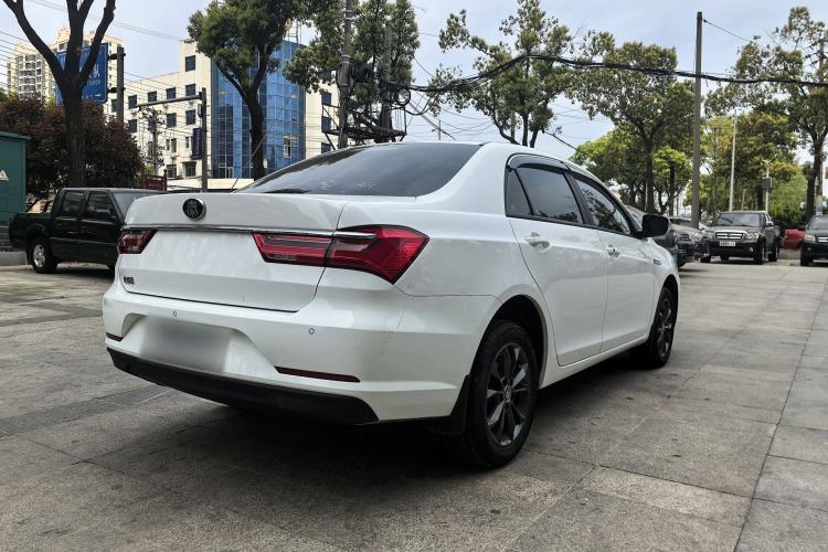 Used BYD Qin 2019 1.5L Automatic Luxury Model Exterior 9