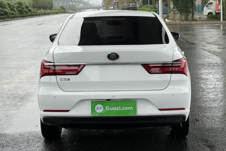 Used BYD Qin 2019 1.5L Automatic Prestige Model Exterior 9