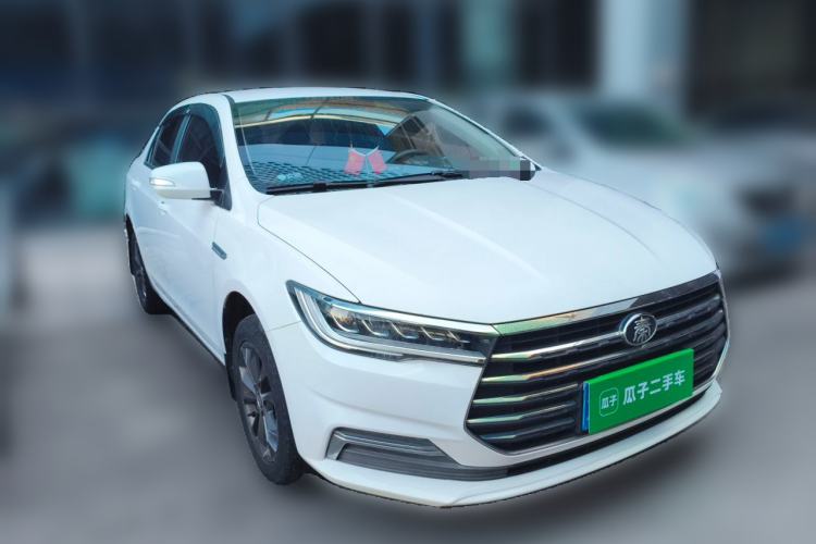 Used BYD Qin 2019 1.5L Automatic Luxury Model Front Right 45 Deg