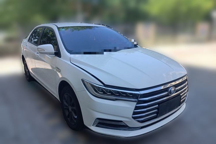 Used BYD Qin 2019 1.5L Automatic Luxury Model Front Right 45 Deg