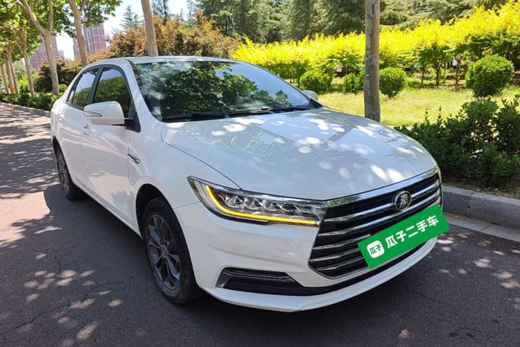 Used BYD Qin 2019 1.5L Manual Luxury Version Front Right 45 Deg