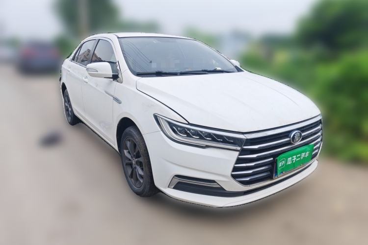 Used BYD Qin 2019 1.5L Automatic Luxury Model Front Right 45 Deg