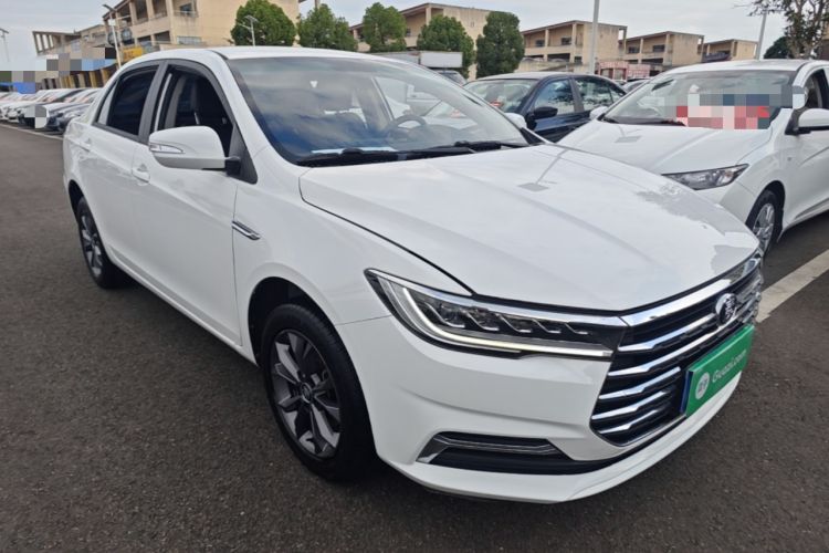 Used BYD Qin 2019 1.5L Automatic Luxury Model Front Right 45 Deg