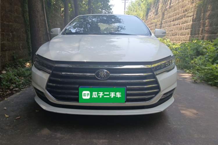 Used BYD Qin 2019 1.5L Manual Luxury Version Front