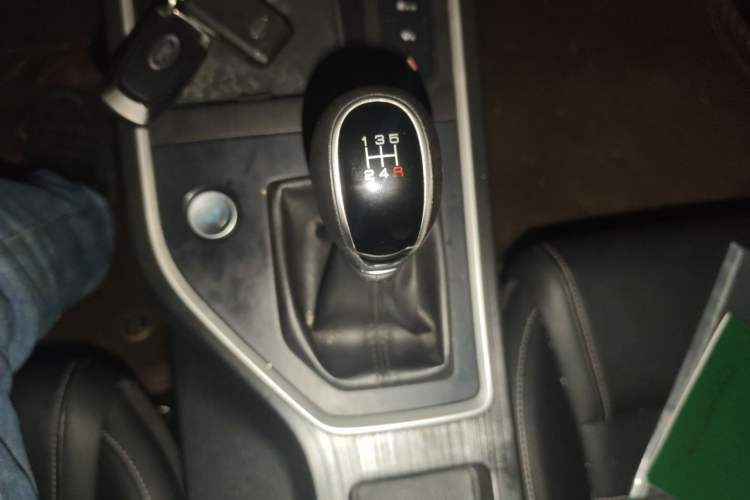 Used BYD Qin 2019 1.5L Manual Comfort Version Gear Lever