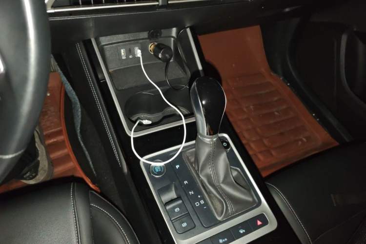 Used BYD Qin 2019 1.5L Automatic Prestige Model Gear Lever