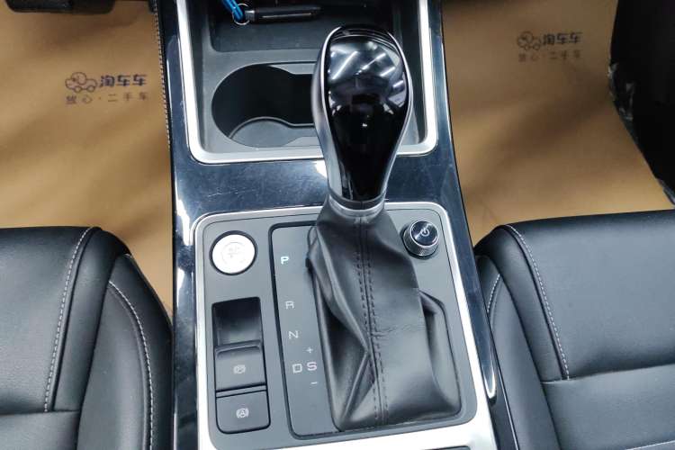 Used BYD Qin 2019 1.5L Automatic Luxury Model Gear Lever