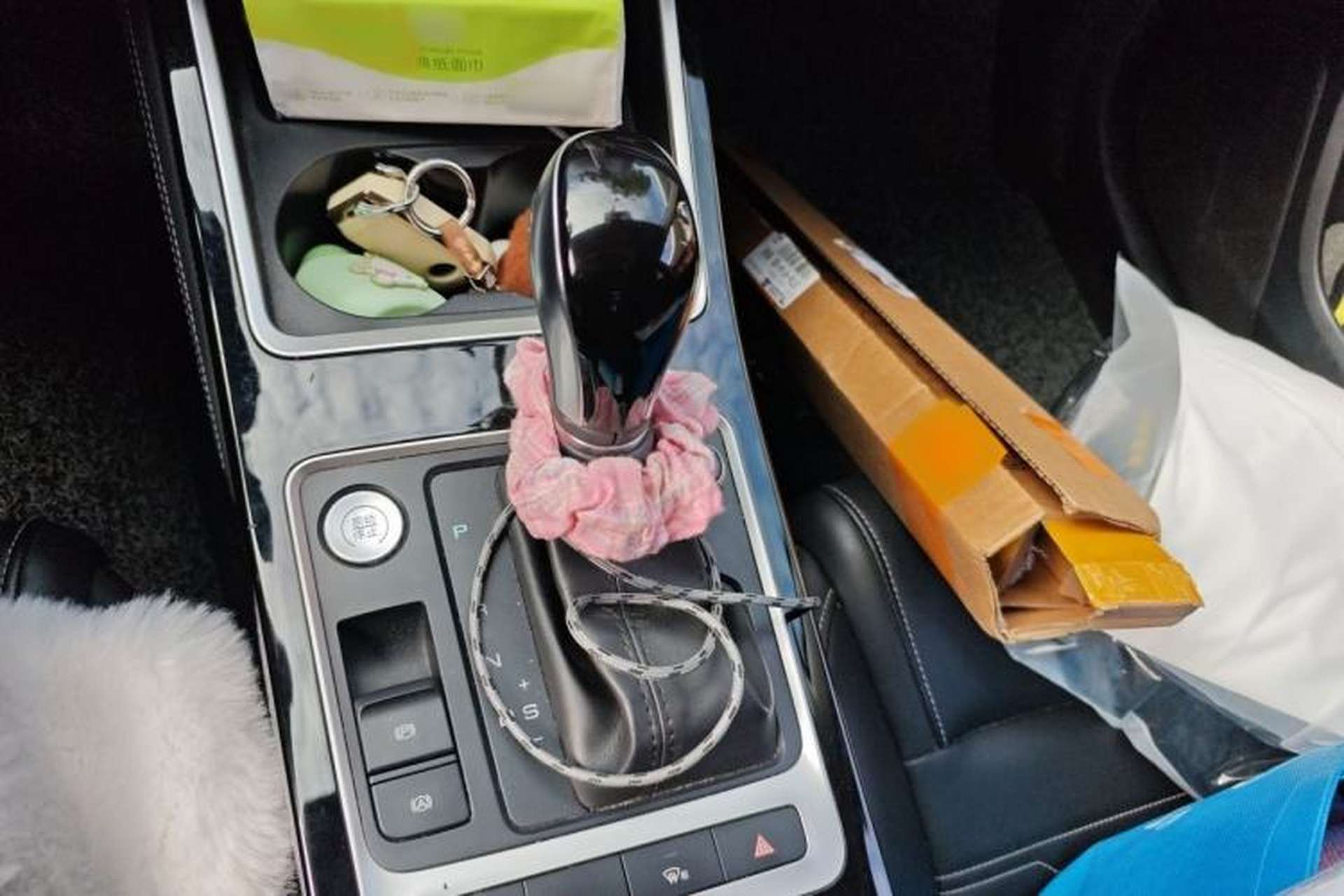 Used BYD Qin 2019 1.5L Automatic Luxury Model Gear Lever