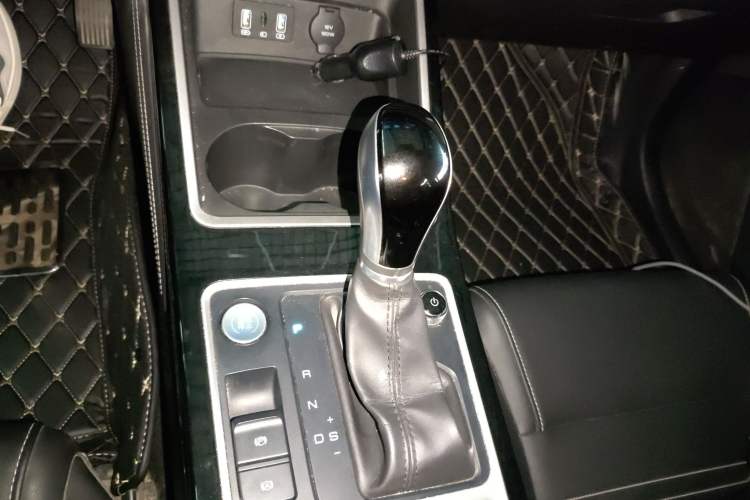 Used BYD Qin 2019 1.5L Automatic Prestige Model Gear Lever