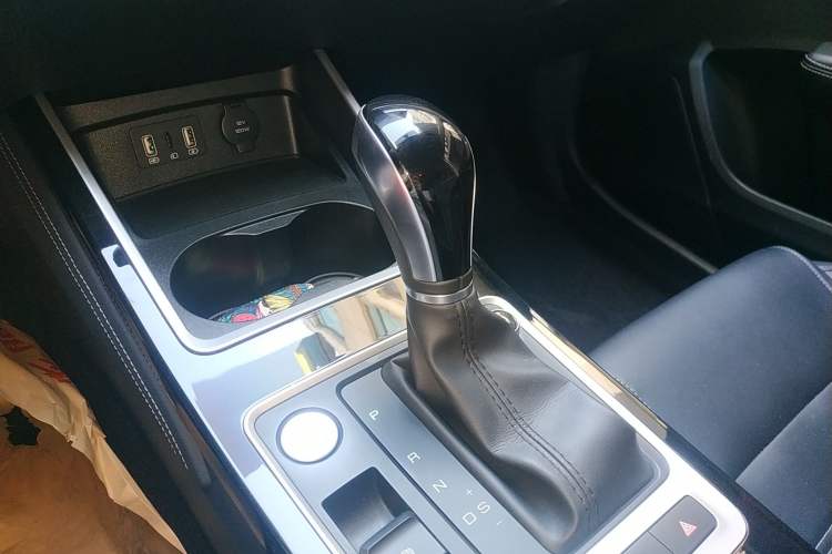 Used BYD Qin 2019 1.5L Automatic Prestige Model Gear Lever