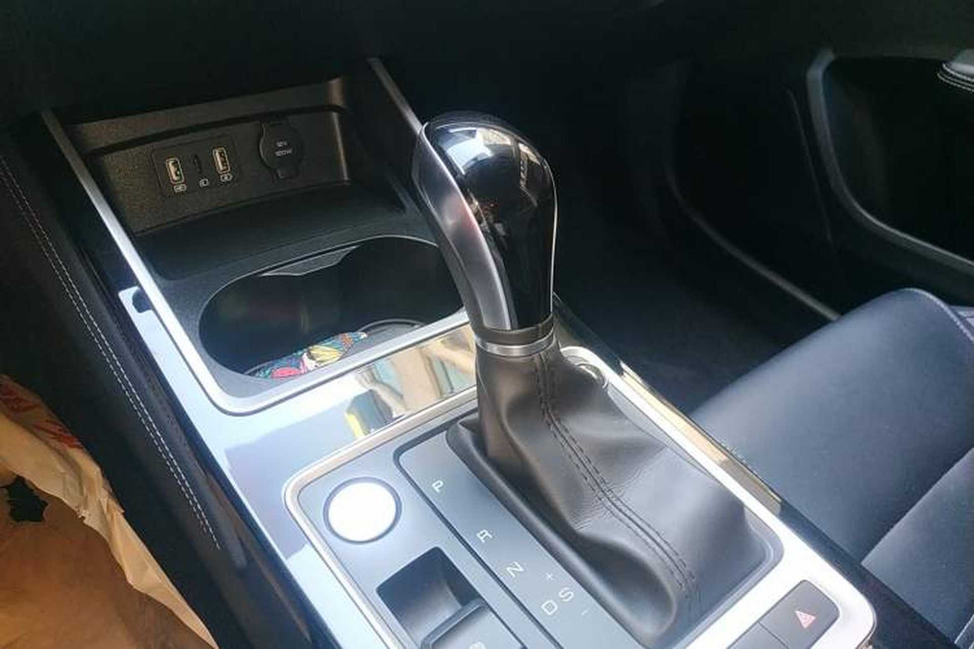 Used BYD Qin 2019 1.5L Automatic Prestige Model Gear Lever