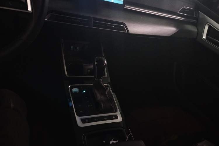 Used BYD Qin 2019 1.5L Automatic Prestige Model Gear Lever