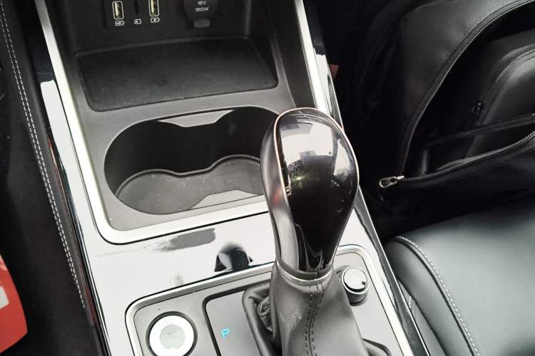 Used BYD Qin 2019 1.5L Automatic Prestige Model Gear Lever